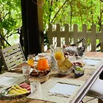 Alojamento de Acomodação e Pequeno-almoço Casa Penelope 4*