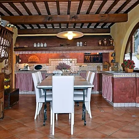 Casa Penelope Bed & Breakfast